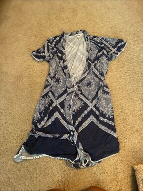 Soma Navy and White Paisley Robe (size small)